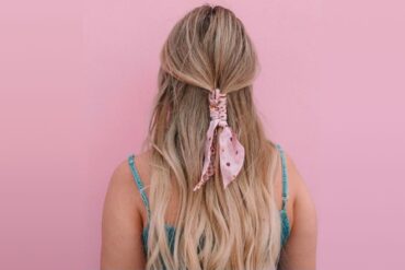 14 Manieren om een sjaaltje in je haar te knopen
